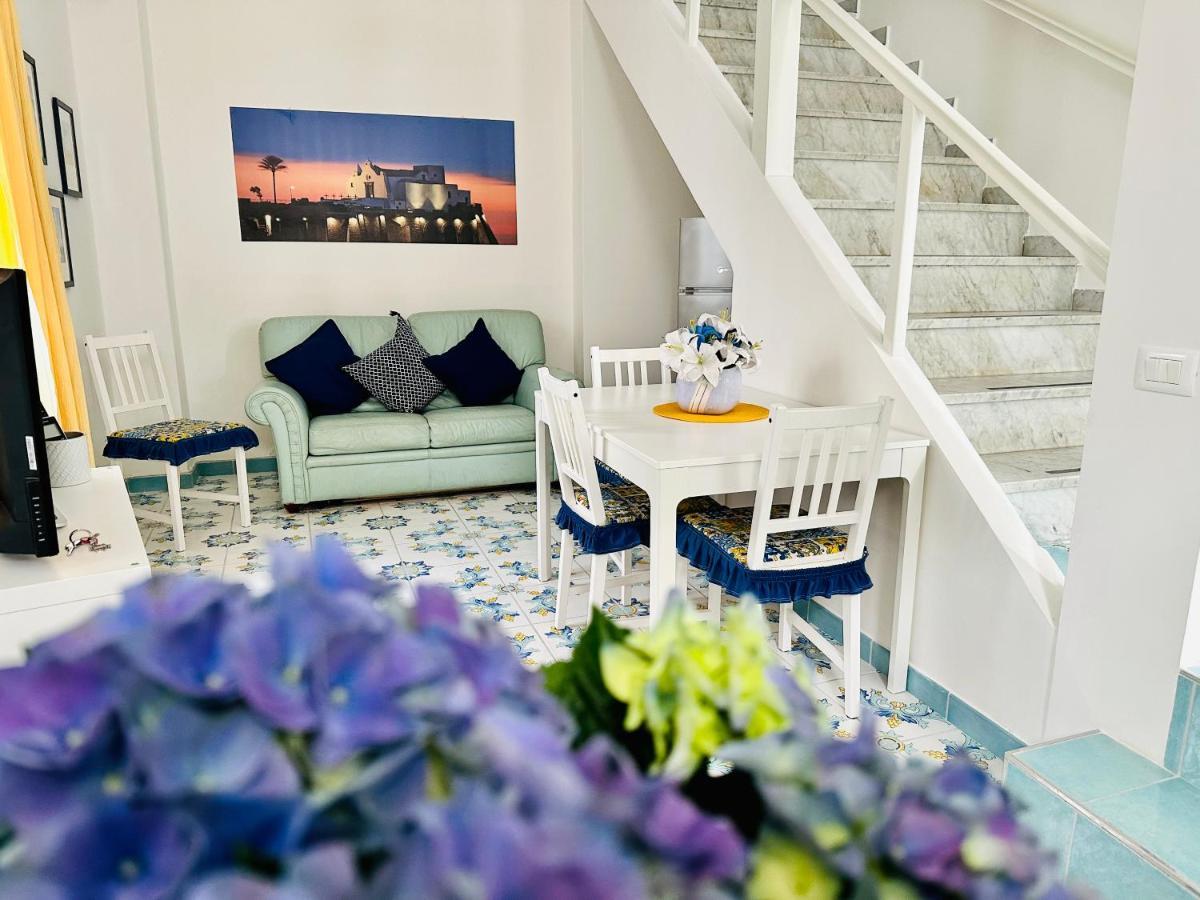 Blue Apartment Forio  Luaran gambar