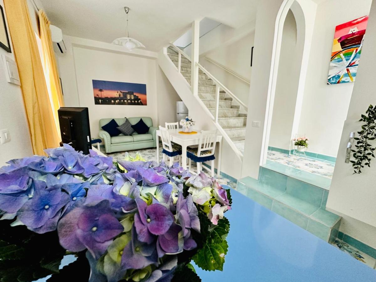 Blue Apartment Forio  Luaran gambar